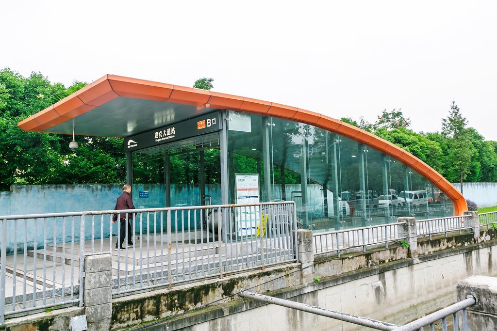Happy E Family Apartment Chengdu Chadianzi Bus Station Branch Thành Đô Ngoại thất bức ảnh